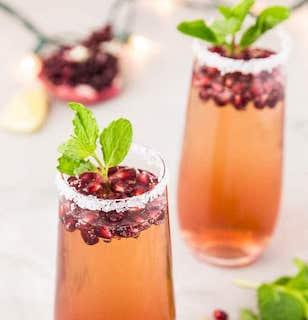 Orange-Pomegranate-Prosecco-Holiday-Cocktail-50